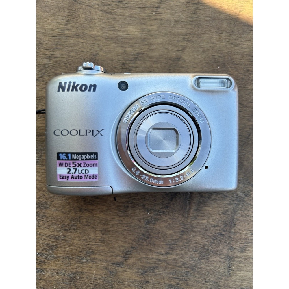 Nikon COOLPIX L27 16.1MP Digital Camera Silver 5x Zoom CCD Tested Working